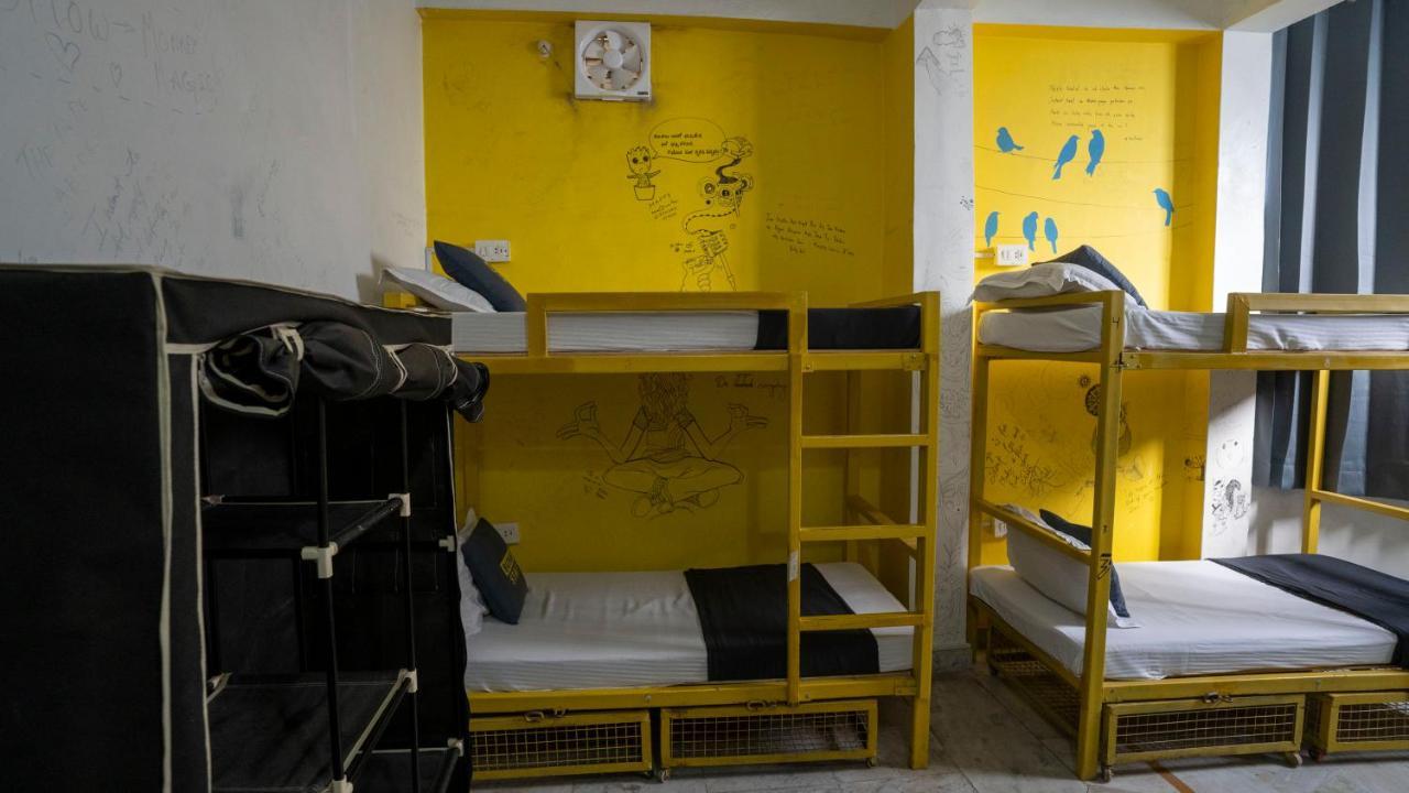 Bunkstay Coworking Hostel & Glamping Ришикеш Экстерьер фото